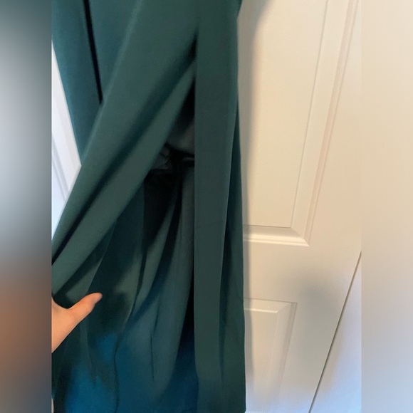 Green Lulus jumpsuit - Picture 2 of 7